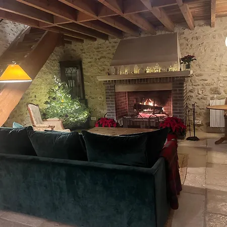 Le Clos Des Songes Bed & Breakfast *